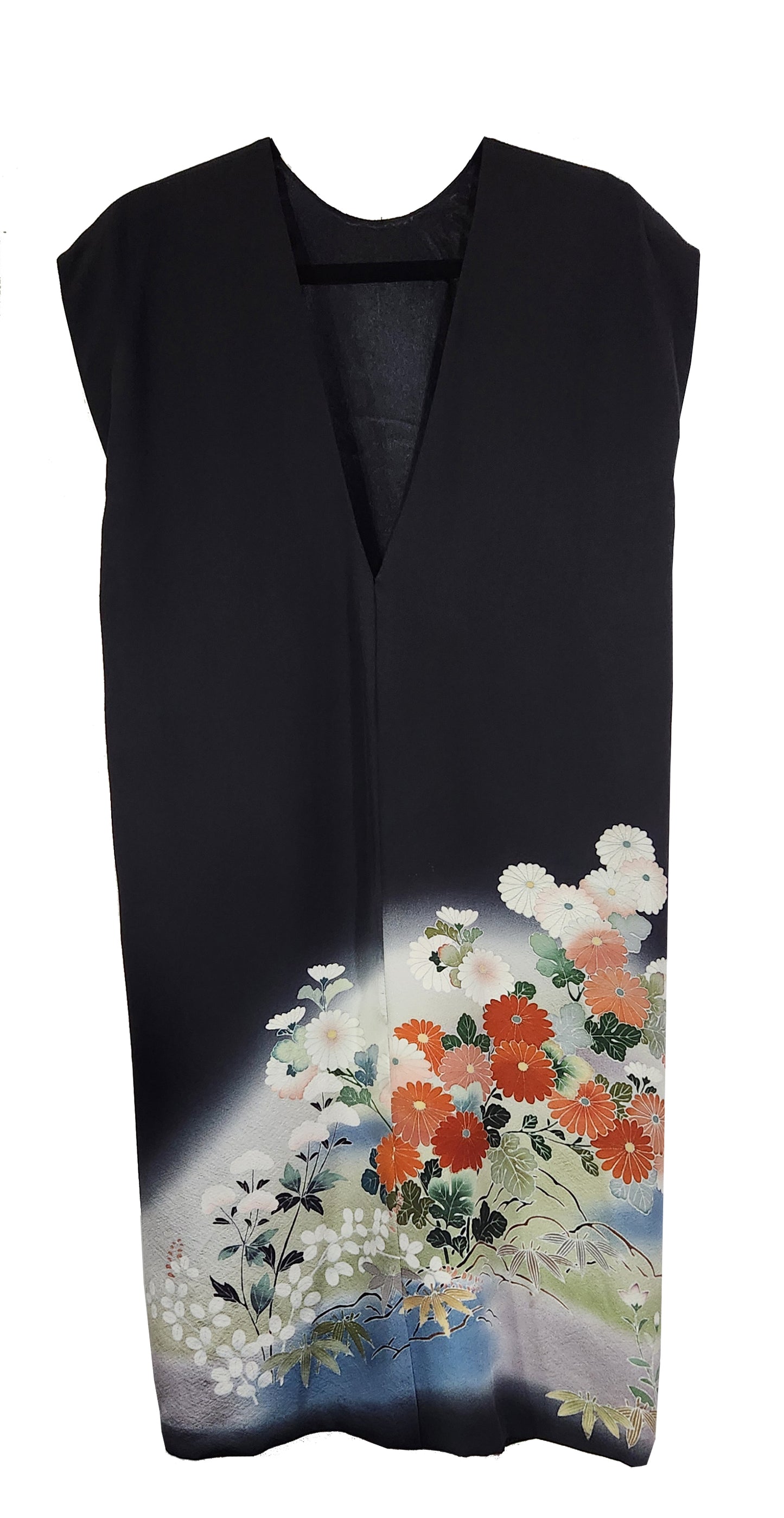 V-Back Tomesode Dress